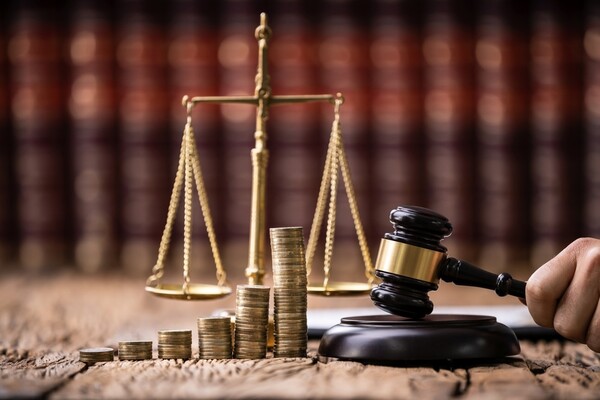 금융당국이 무차입 공매도 행위에 대해 40억원 가까운 과징금을 부과했음에도 누리꾼들의 불만은 이어지고 있다. /사진=클립아트코리아